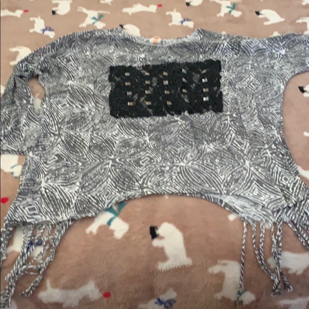 Funky Tribal T-shirt size 12